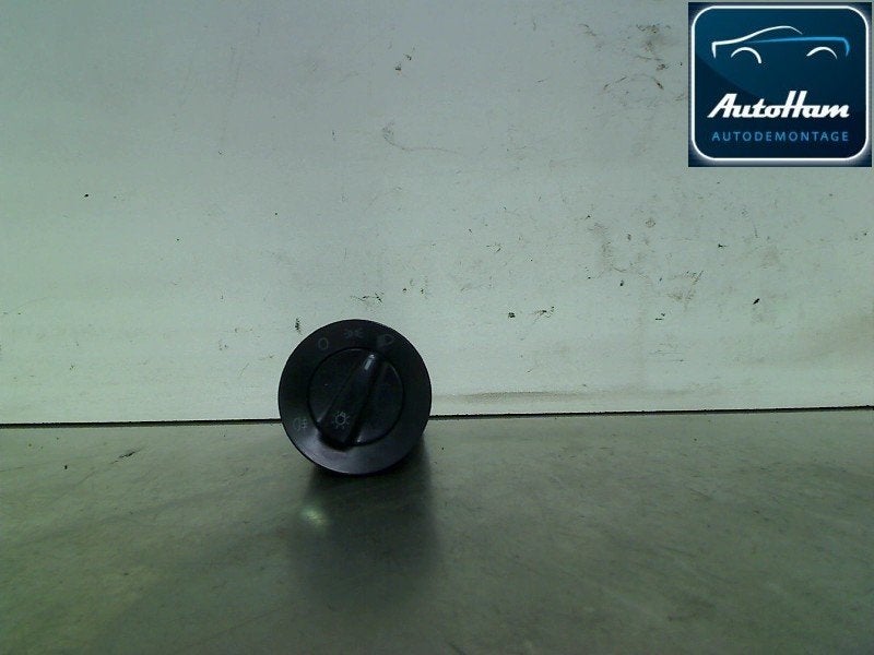 INTERRUPTEUR D'ECLAIRAGE Volkswagen Golf IV Variant (1J5), Dhr. J. Ham, Volkswagen, Administratie@autoham.nl, Utilisé