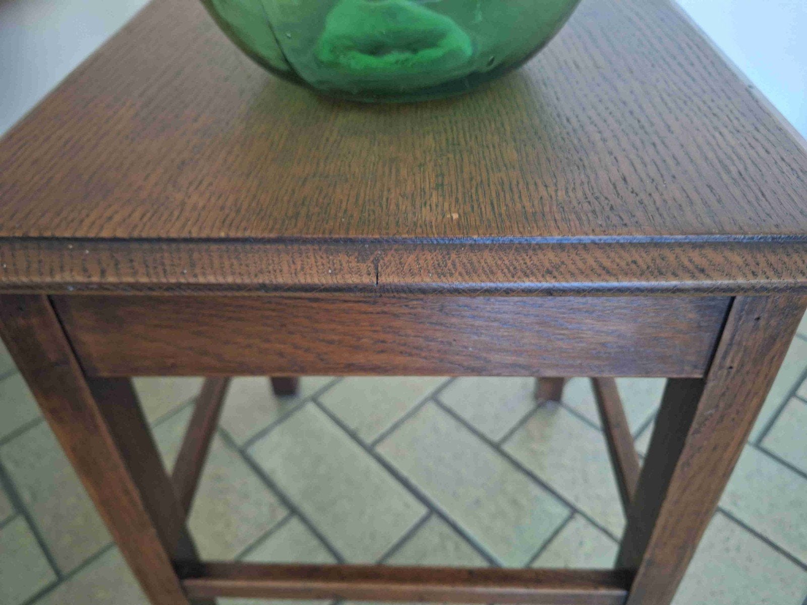 Stevig bijzettafeltje fineerhout, Antiek en Kunst, Ophalen