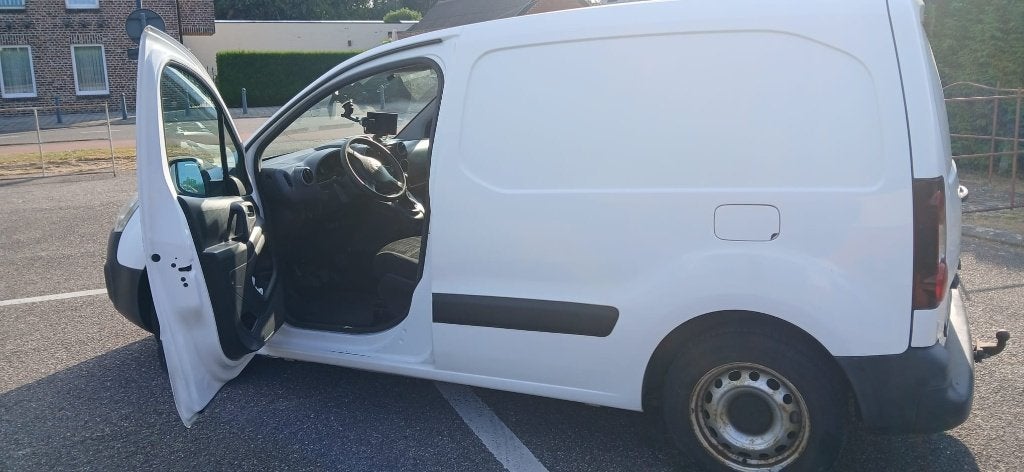 Peugeot partner, 3 places, Boîte manuelle, Diesel, Particulier