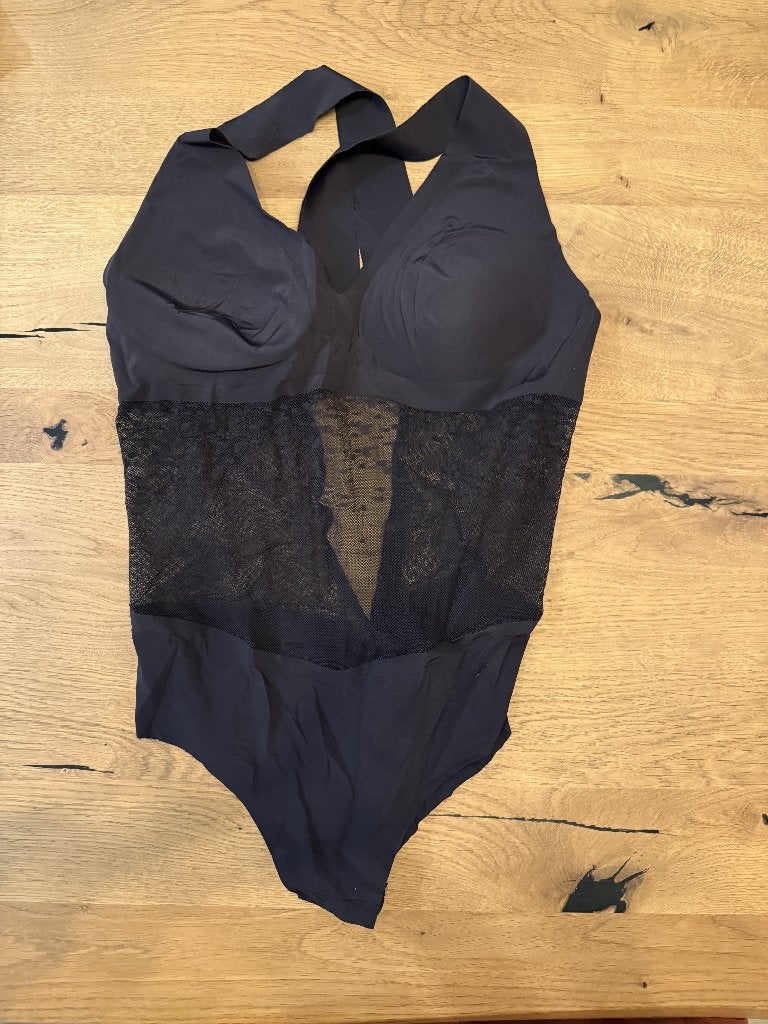 Zwarte Sloggi body – maat M, Ophalen of Verzenden, Zwart, Body of Korset