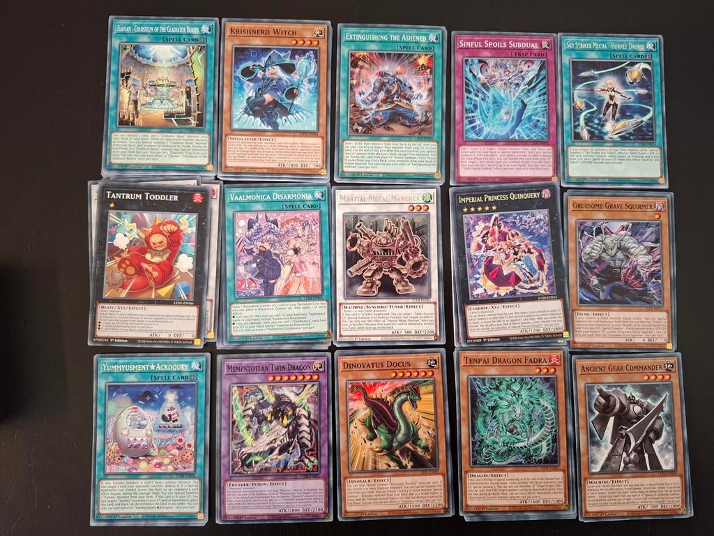 Yu gi oh kaarten, Hobby en Vrije tijd, Verzamelkaartspellen | Yu-gi-Oh!, Ophalen