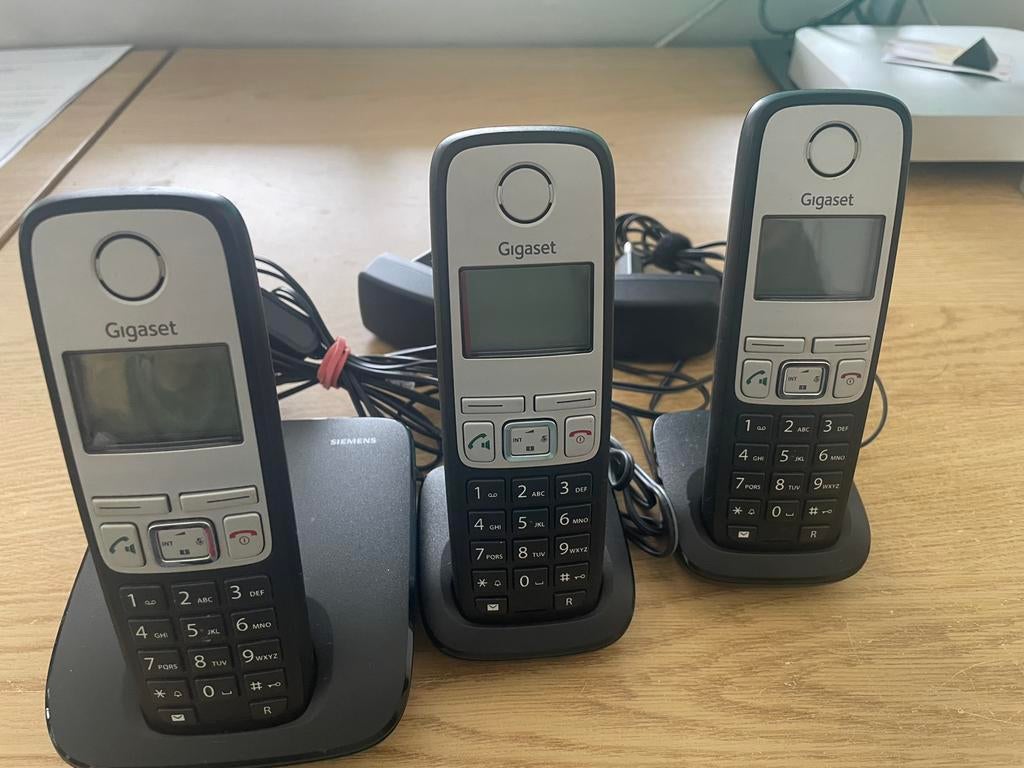 Siemens draagbare Dect/intercom telefoons, Telecommunicatie, Ophalen of Verzenden, Zo goed als nieuw, 3 handsets, Stralingsarm
