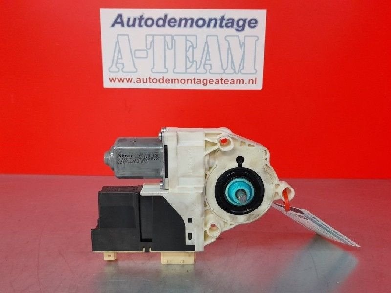 MOTEUR LEVE VITRE ELECTRIQUE Peugeot 307 Break (3E), Brose SE, Info@brose.com, Utilisé, Max-Brose-Straße 1
96450  Coburg, DE