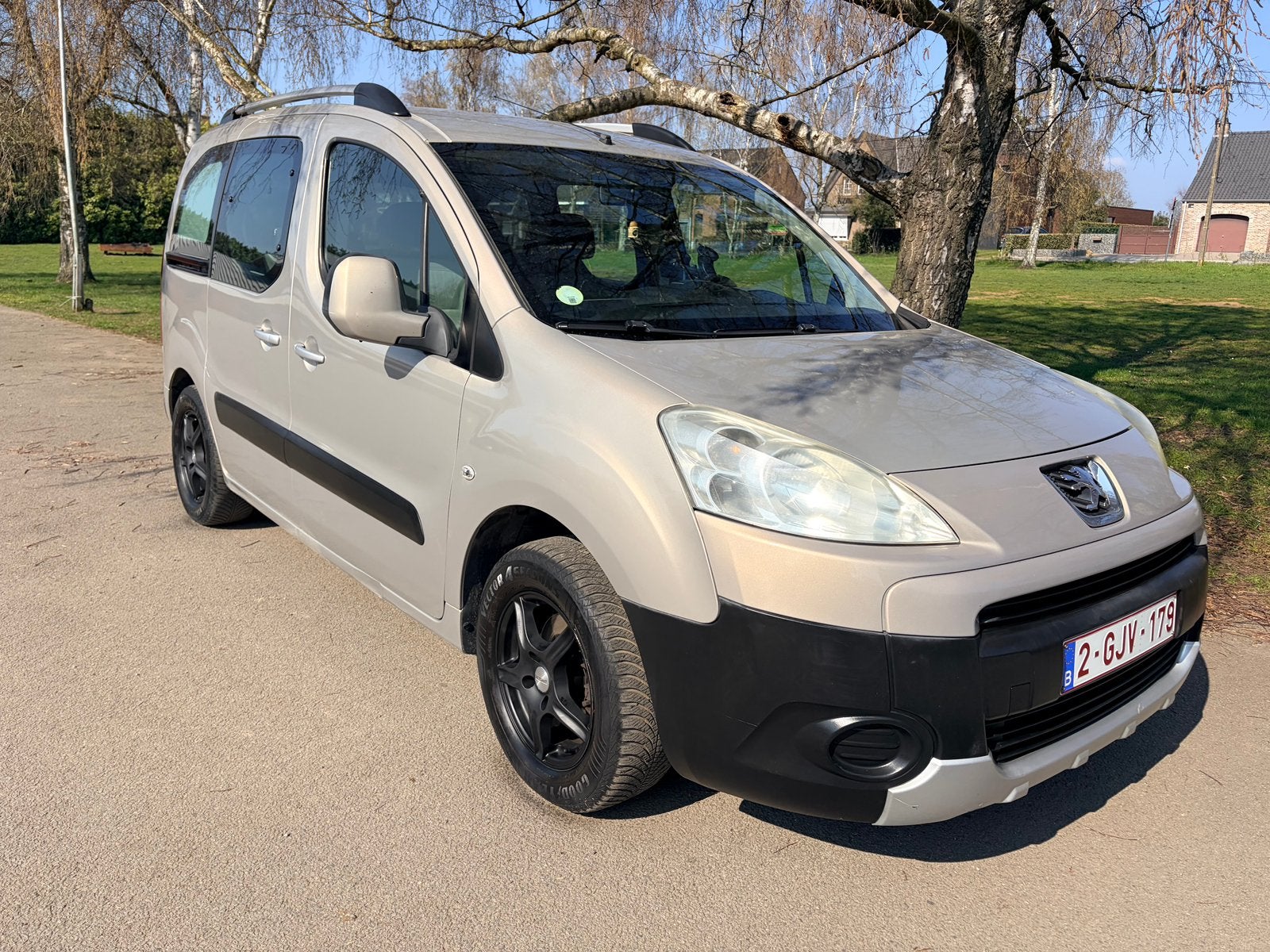 Peugeot Partner Tepee 1.6 HDi Euro 5, Auto's, Euro 5, Monovolume, Beige, Beige