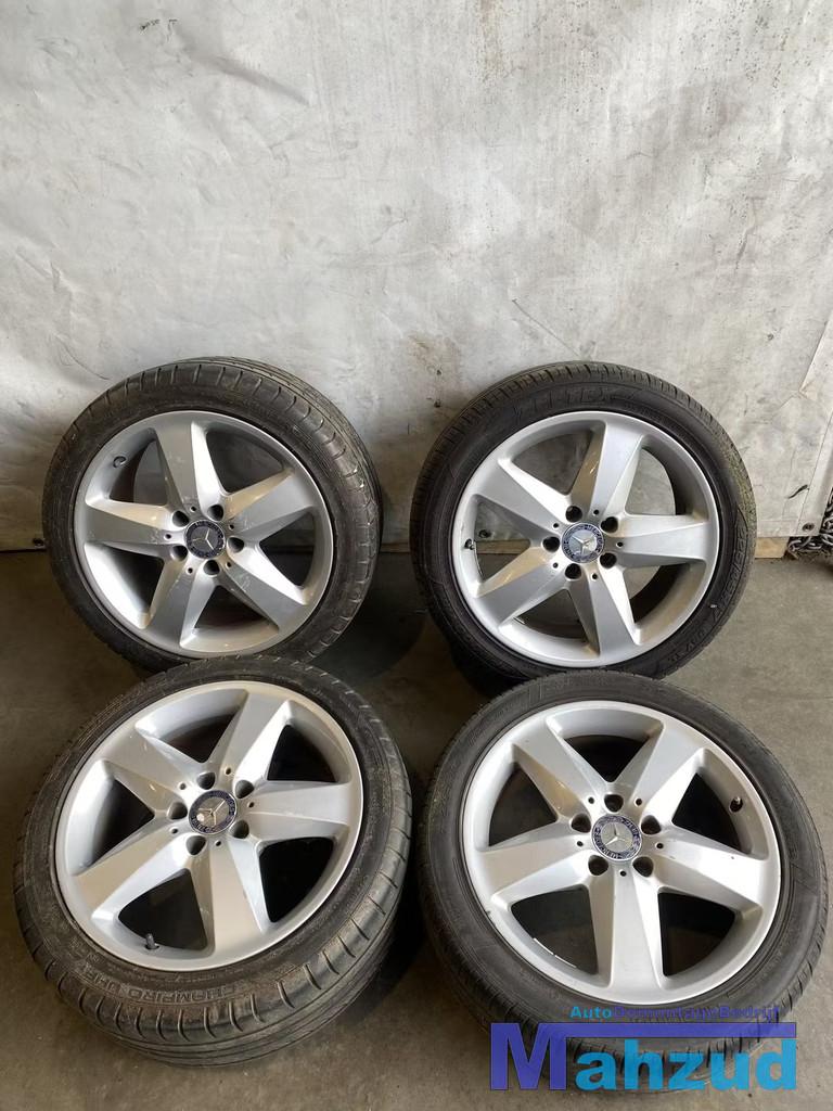 MERCEDES SLK sport Velgen breedset 5x112 66.6 17 inch, Auto-onderdelen, Gebruikt, Mercedes-Benz AG, Mercedesstrasse 120
70372  Stuttgart, DE