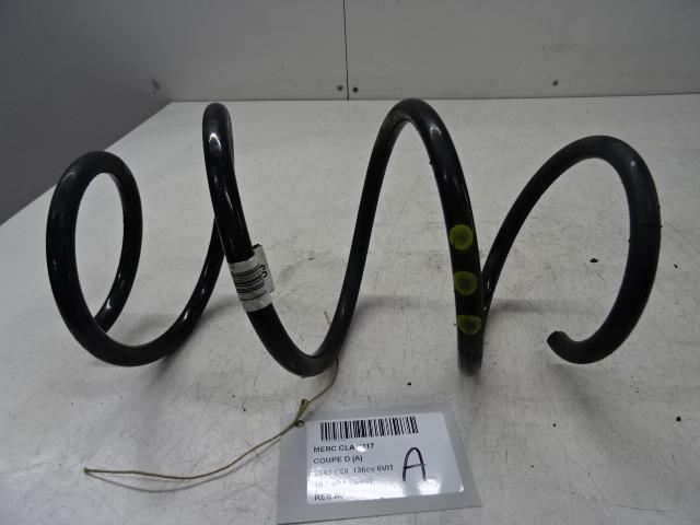 SCHROEFVEER VOOR Mercedes-Benz CLA (117.3) (01-2013/03-2019), Gebruikt, Mercedes-Benz, Mevr. I. Hauben, Rue de l'Espoir 34 34
4030  GRIVEGNÉE, BE