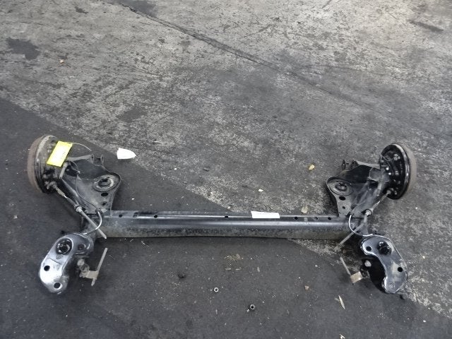ACHTERAS Ford Fiesta 6 (JA8) (01-2008/12-2017), Gebruikt, Ford