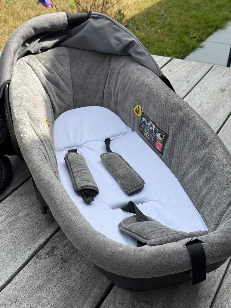 Reiswieg voor in de auto, Kinderen en Baby's, Autostoeltjes, Autogordel, Zo goed als nieuw, Ophalen, 0 t/m 10 kg