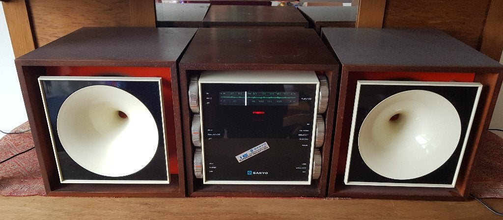 radio vintage Sanyo, TV, Hi-fi & Vidéo, Enlèvement, Comme neuf, Radio