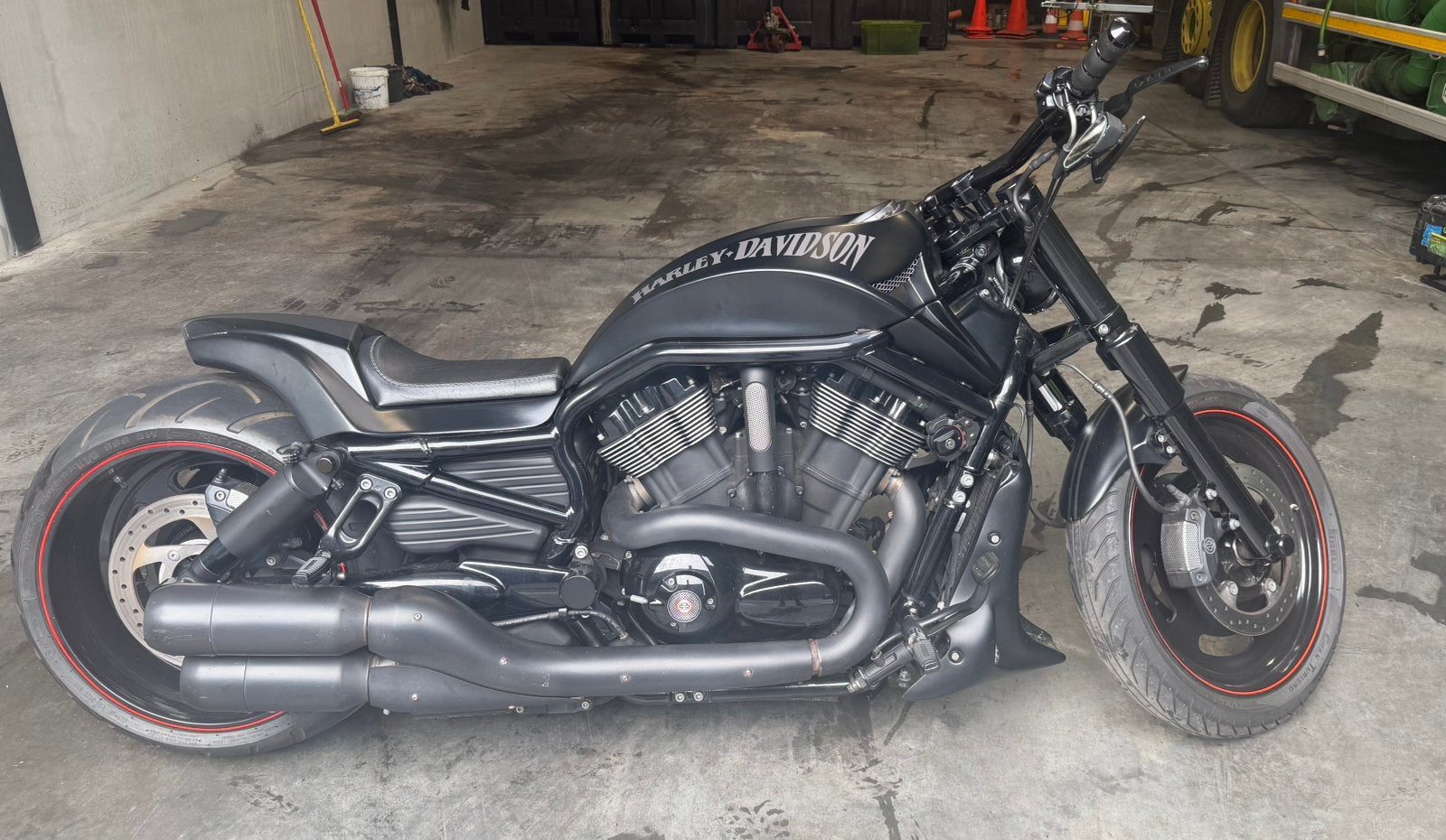 Harley Davidson VRSCDX Night Rod Special, 2 cilinders, Chopper, Gebruikt, Particulier