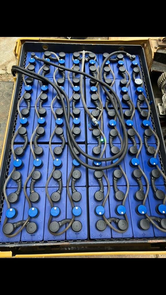 Occasie Batterij 80V 4 Pzs 620Ah/5h, Ophalen