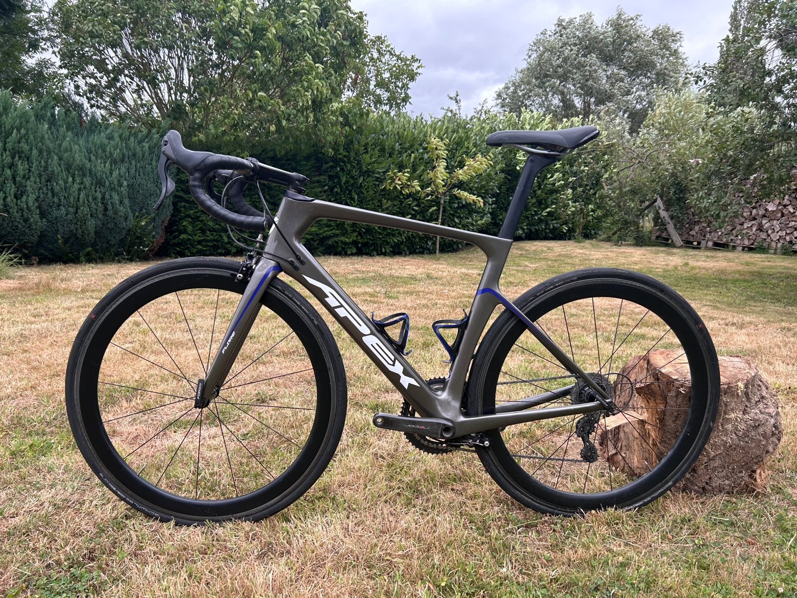 Vélo de route en carbone Apex Flare 3.0 + inclinaison, Autres marques, Frein sur jante, 49 à 53 cm, Comme neuf