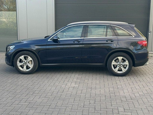 Mercedes-Benz GLC benzine automaat pano dak, Auto's, Automaat, Stof, 1995 cc, 4 cilinders