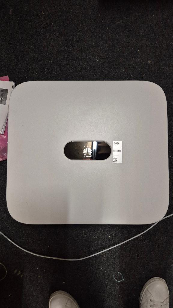 Huawei SUN2000-8KTL Hybride Omvormer, Ophalen, Zo goed als nieuw