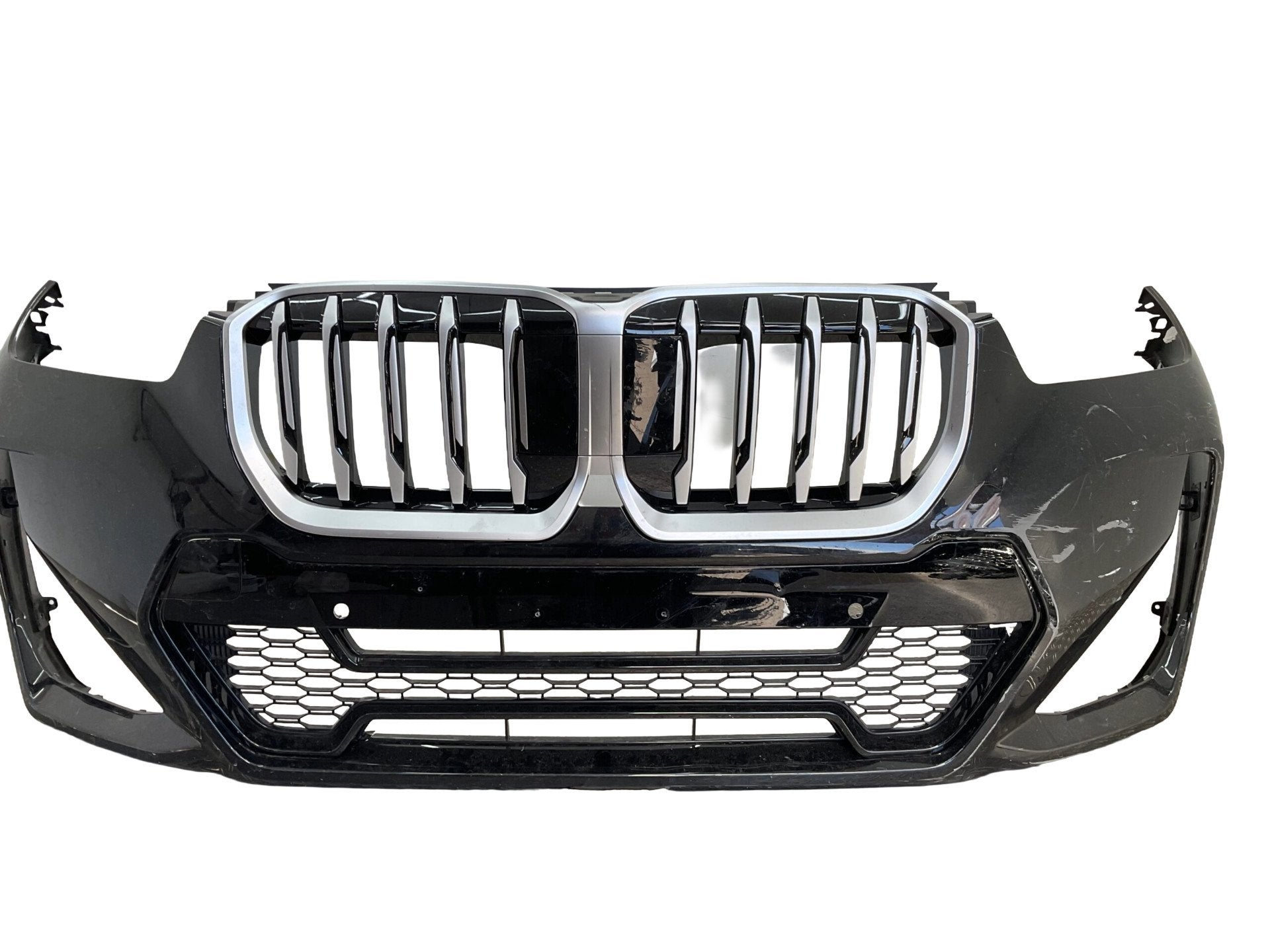 Pare-chocs avant BMW X1 U11 M Sport 22- M-Package K5-18038, Petuelring 130
80788  Munich, DE, Pare-chocs, Info@bmw.de, Utilisé