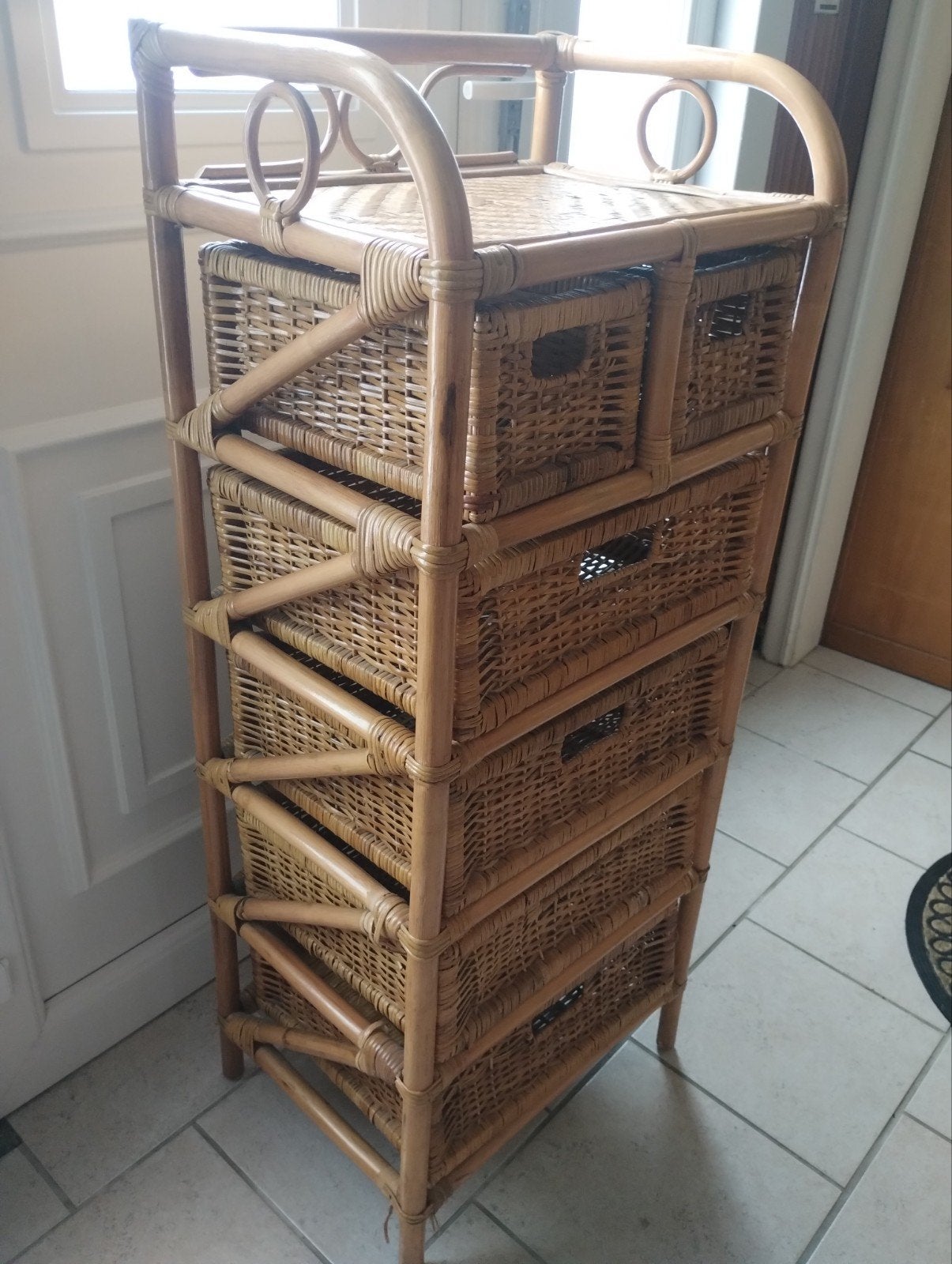 Rotan ladekast in goede en stevige staat.. hoogte 1m15.., Huis en Inrichting, Ophalen of Verzenden