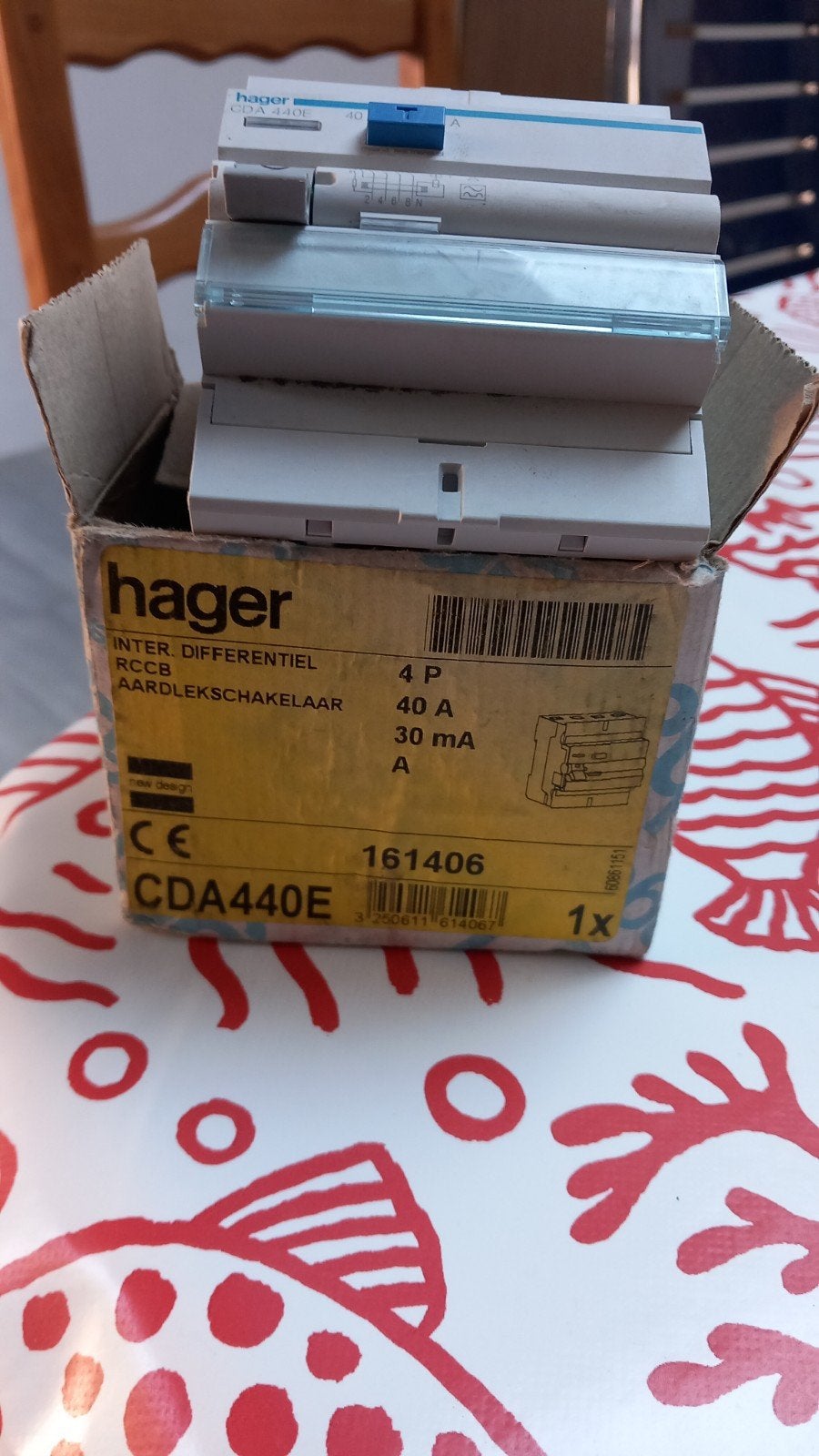 différentiel HAGER  NEUF DANS LA BOITE, Bricolage & Construction, Enlèvement, Neuf