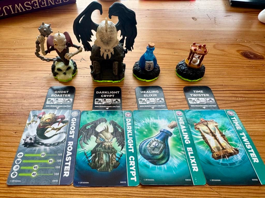 Skylanders Spyros adventure: Darklight Crypt Adventure Pack, Games en Spelcomputers, Ophalen of Verzenden, Zo goed als nieuw