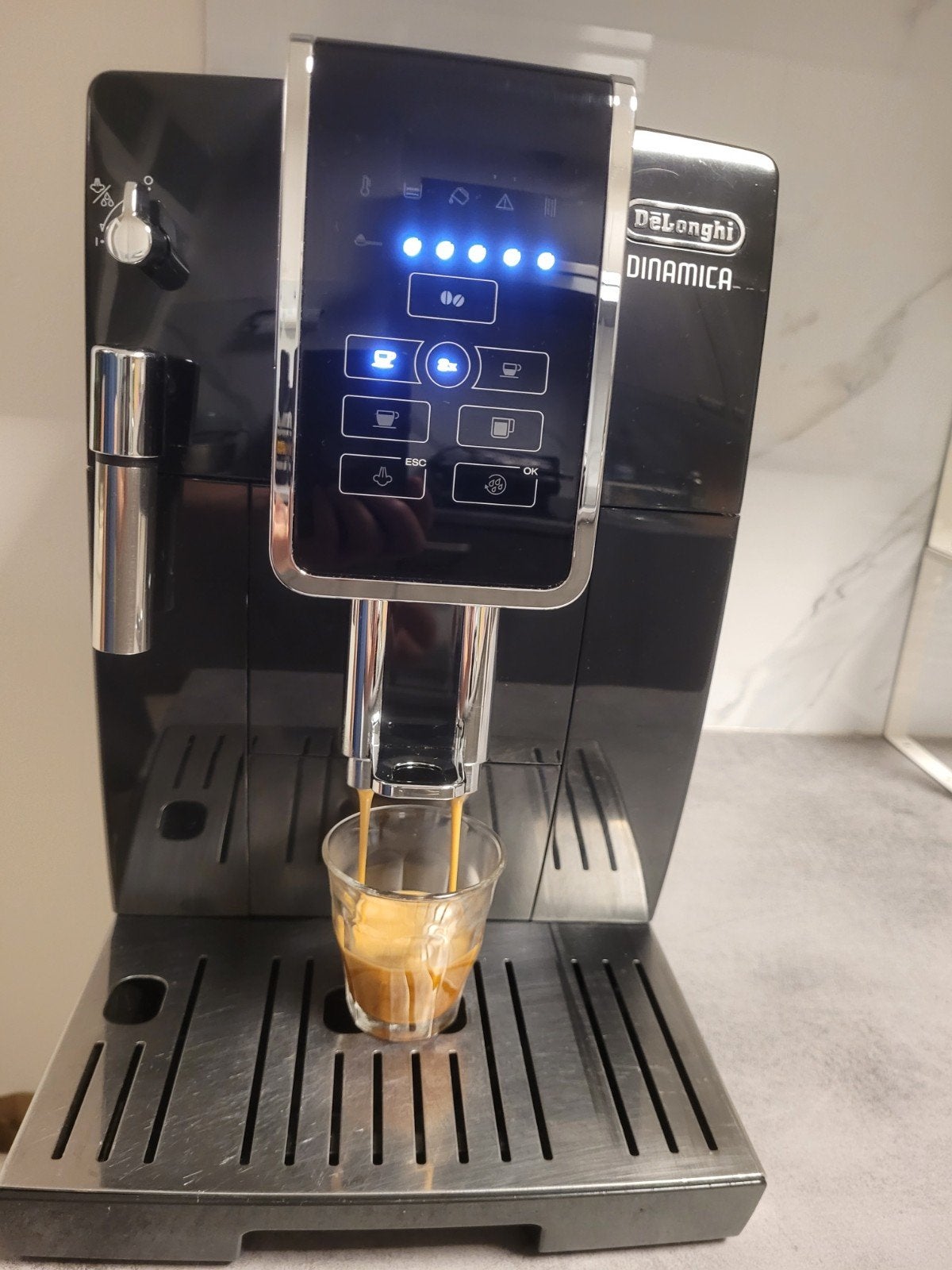 Delonghi Dinamica, Elektronische apparatuur, Koffiezetapparaten