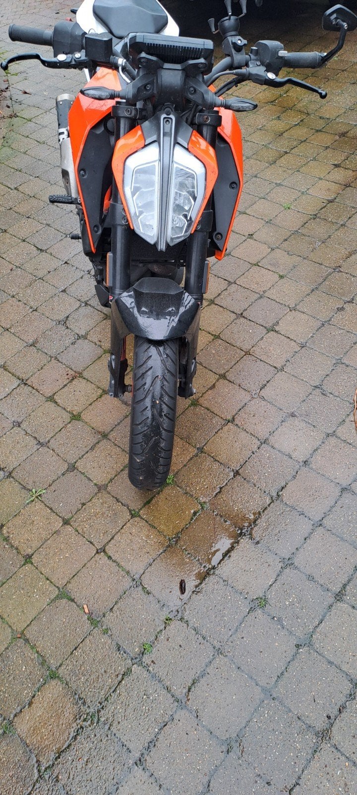 Ktm duke 390