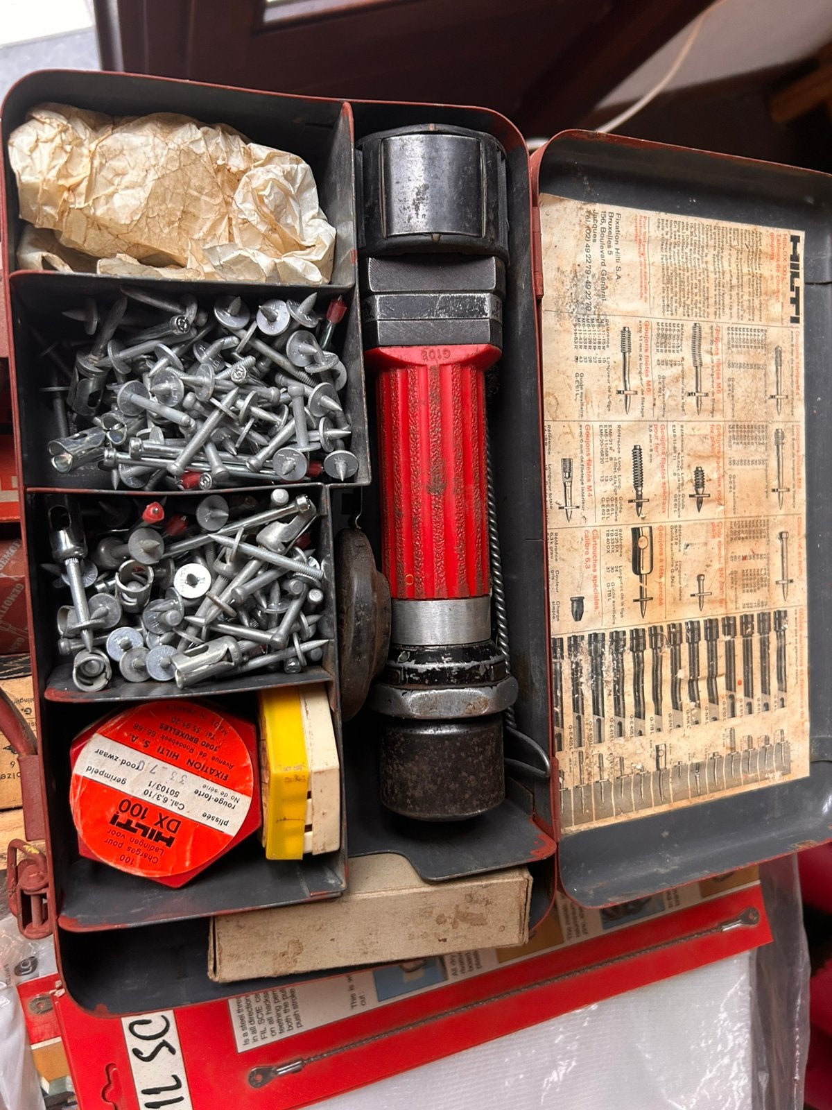 Hilti DX100L schietnagelpistool, Doe-het-zelf en Bouw, Ophalen, Gebruikt, Tacker/nietmachine, Hilti
