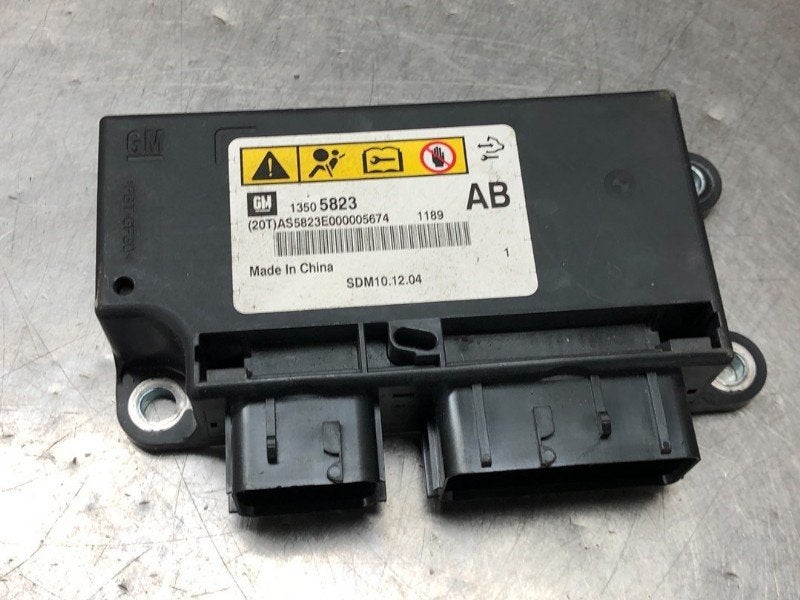 COMPUTER AIRBAG Daewoo / Chevrolet Cruze (|13505823|), Gebruikt, Daewoo