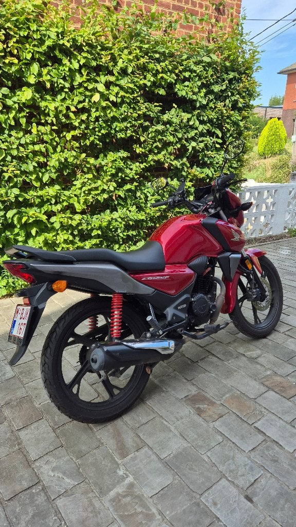 Honda CBF125, Motos, Occasion, Permis Moto A1 minimum, Particulier, Autre