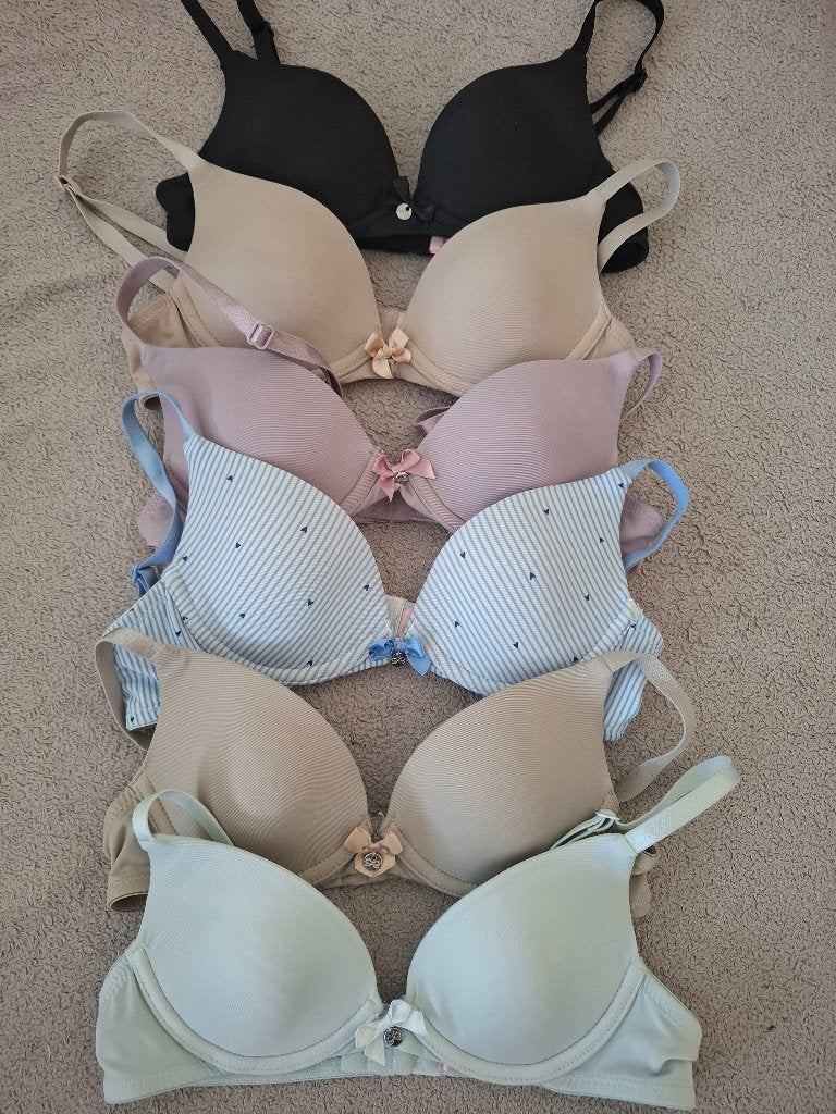 Hunkemöller 6 bh's 70A, Kleding | Dames, Hunkemöller, Ophalen of Verzenden, Meerkleurig, BH