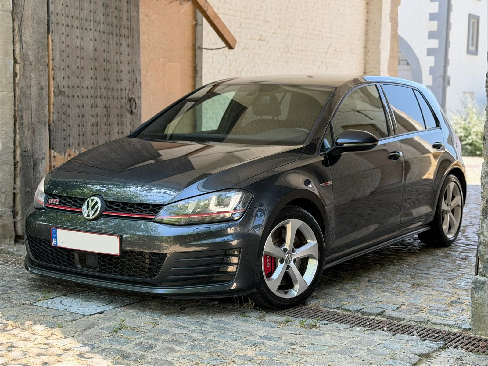 Volkswagen Golf GTi performance 1e eigenaar, Voorwielaandrijving, 139 g/km, 4 cilinders, Leder
