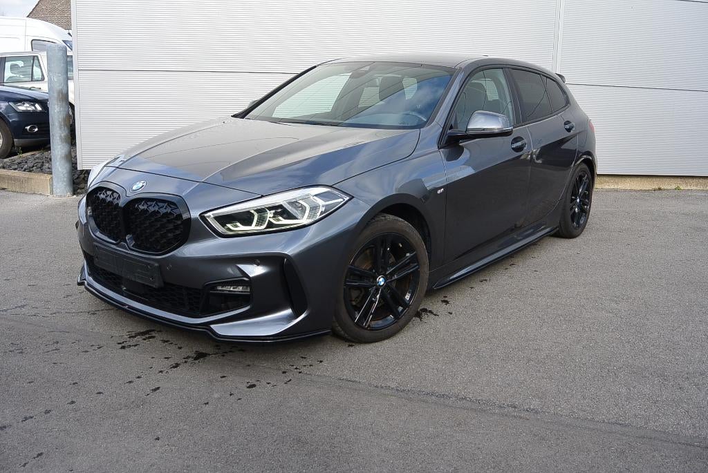 BMW 118i M Sport || VERKOCHT ||, 1 Reeks, Leder en Stof, 1365 kg, Bedrijf