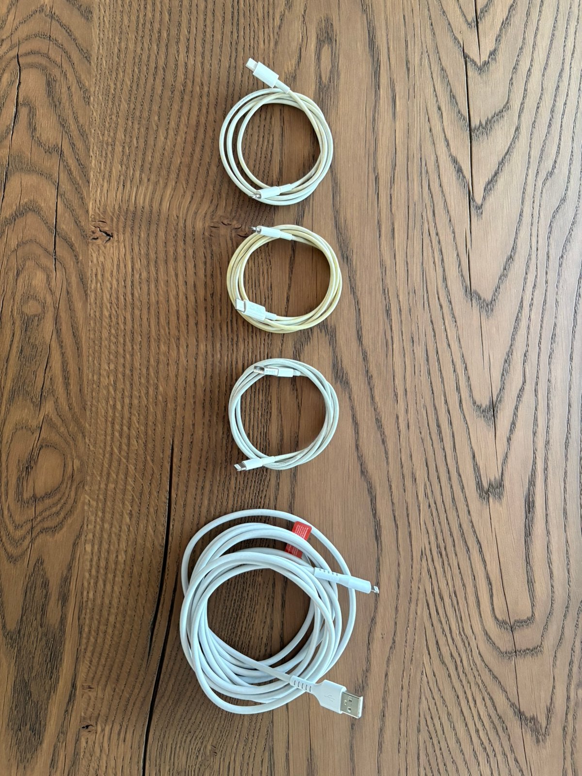 4 x câbles USB vers Lightning, Enlèvement ou Envoi, Utilisé, Moins de 2 mètres, Autres câbles