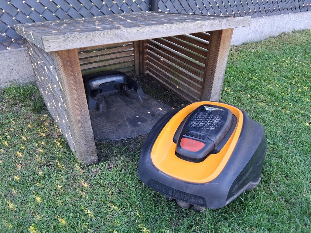 Tondeuse à gazon robotique McCULLOCH Rob R600, Jardin & Terrasse, Enlèvement, Utilisé, Moins de 20 cm