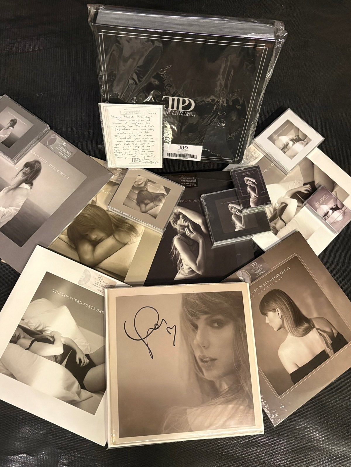 COMBI: Taylor Swift 15 COLLECTOR's Hand Signed 12'' photo, Cd's en Dvd's, Vinyl | Pop, Nieuw in verpakking, Boxset, Colored vinyl