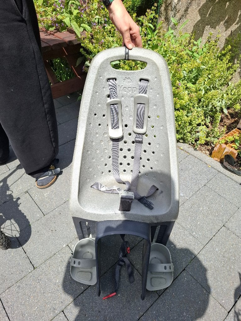 Yepp fietsstoel, Achterzitje, Yepp (Thule), Ophalen, 15 t/m 25 kg