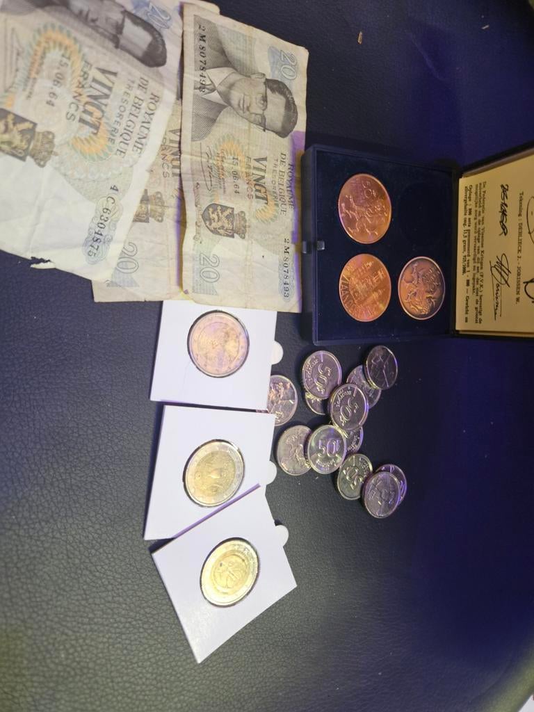 Franken te koop en 2euro munten, Timbres & Monnaies, Monnaies & Billets de banque | Collections, Enlèvement, Monnaie
