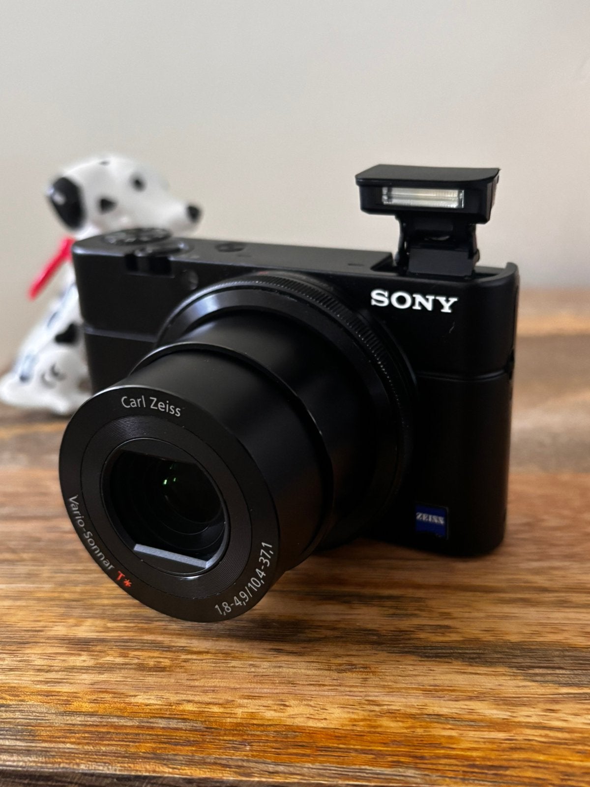 Sony Powershot RX100, Ophalen of Verzenden, Zo goed als nieuw, Accu, Sony