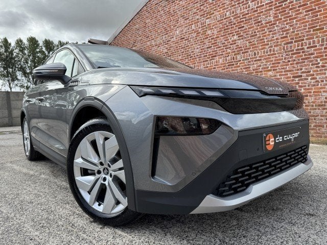 Skoda Elroq 60 NOUVEAU design Loft/61 kWh/140 kW/auto440km !, Autos, Argent ou Gris, Achat, 2165 kg, Entreprise