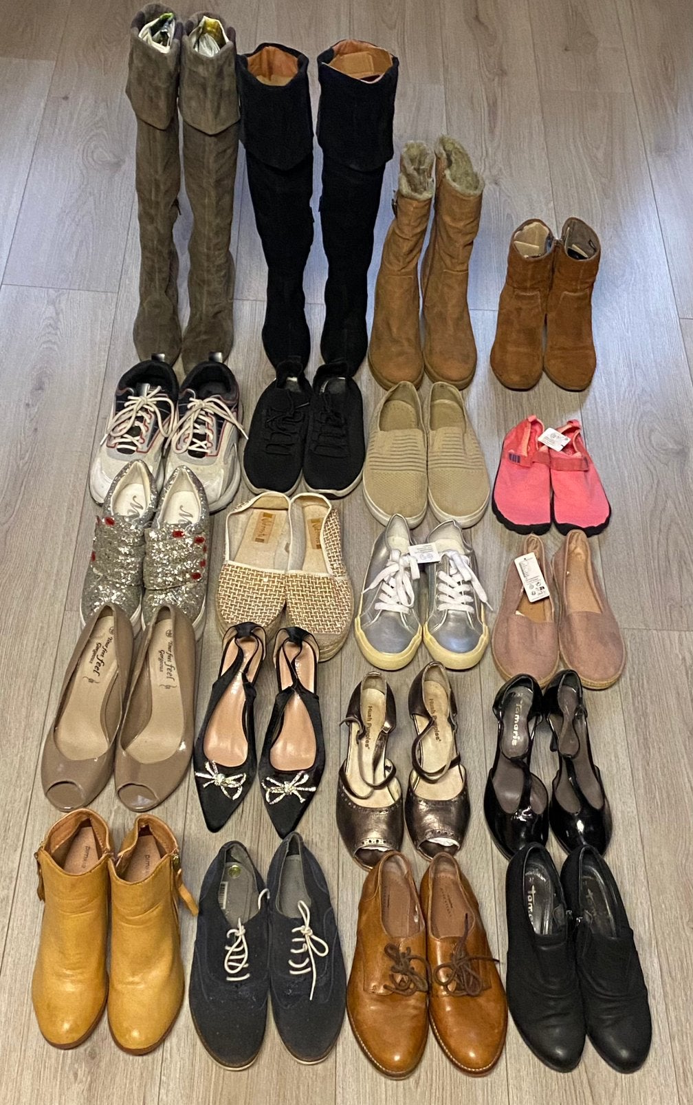 Lot de 20 paires de chaussures Pointure: 37 à 41, prix : 50€, Enlèvement ou Envoi, Porté