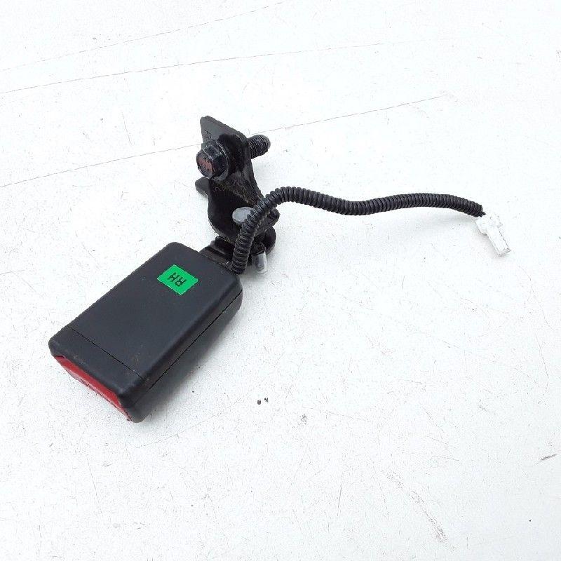 BOUCLE DE CEINTURE ARRIÈRE DROIT Cee'd Sportswagon (JDC5), Utilisé, Kia