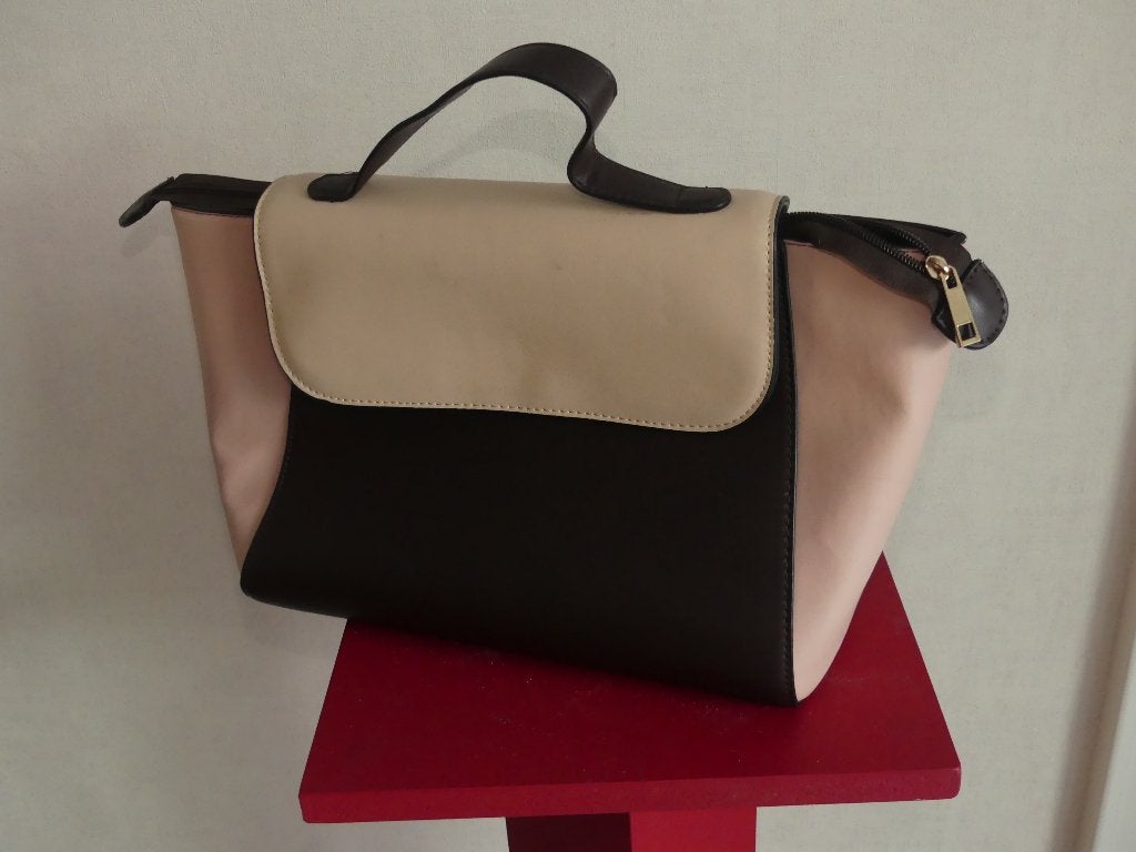 Handtas, Handtassen en Accessoires, Tassen | Damestassen, Ophalen of Verzenden, Zo goed als nieuw, Beige, Handtas