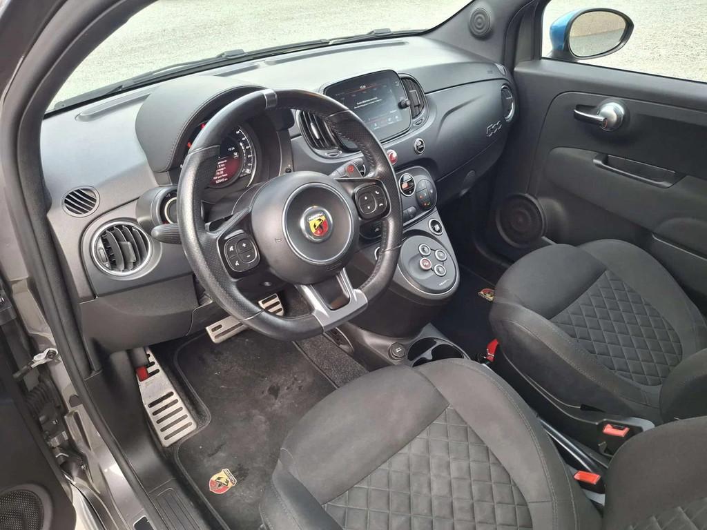 Abarth 595 Pista 1.4 cabriolet (bj 2022, automaat), Auto's, Automaat, 4 zetels, Stof, Gebruikt