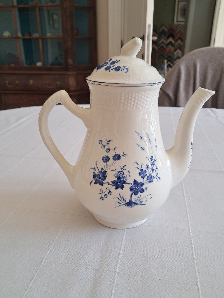 magnifique cafetière "Manufacture Royale Tournai, Enlèvement