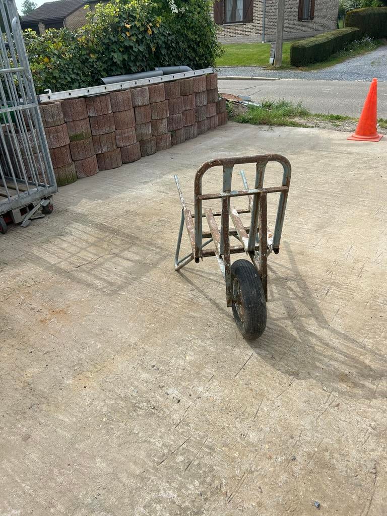 Stenen kruiwagen, Doe-het-zelf en Bouw, Transportwagens, Ophalen