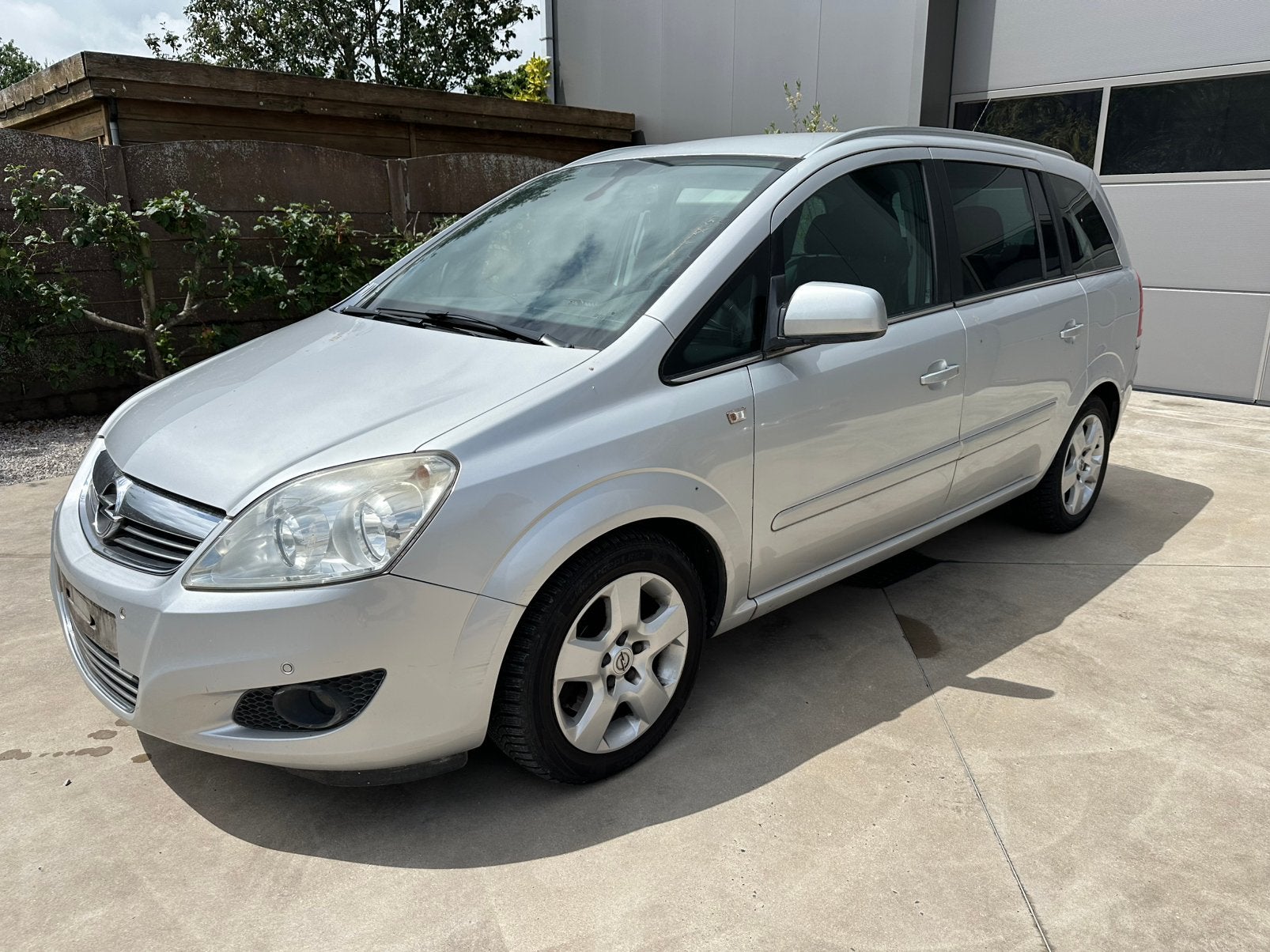 Opel Zafira/Export/1.7 diesel/7 sièges, Autos, Argent ou Gris, Achat, Entreprise, 7 places
