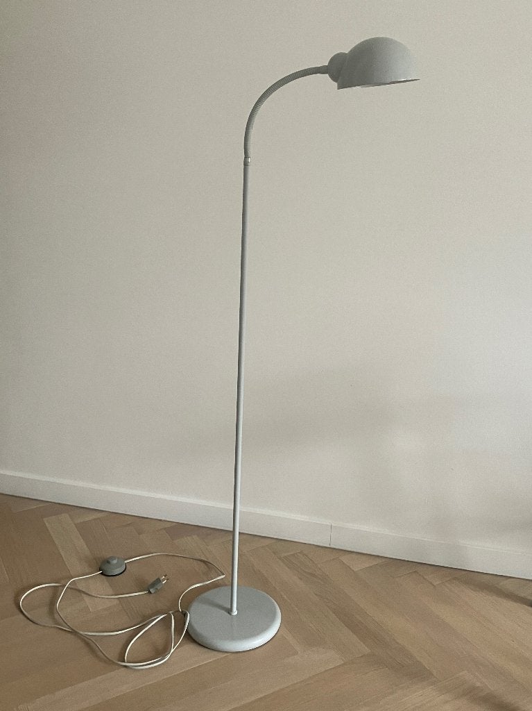 Grijze vintage vloerlamp happylight met flexibele kop, Huis en Inrichting, Lampen | Vloerlampen, Gebruikt, 100 tot 150 cm, E27 (groot)