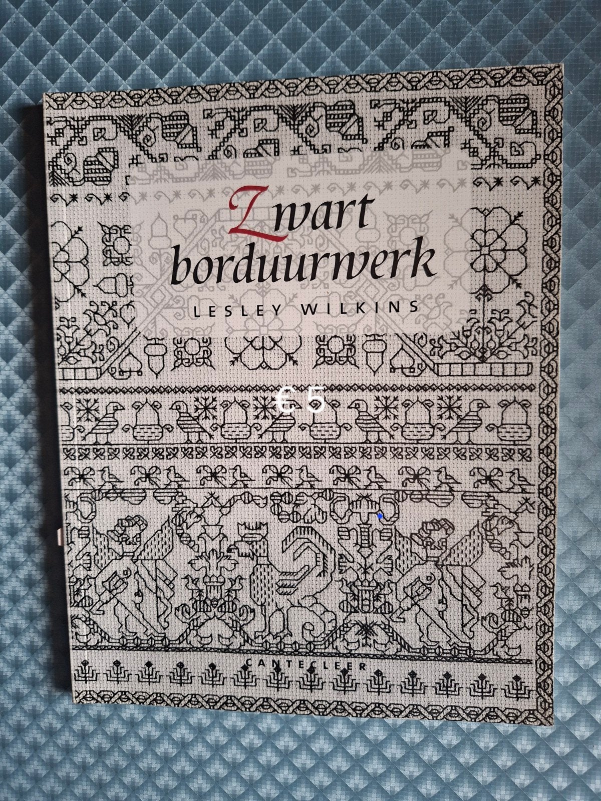 Zwart borduurwerk, Hobby en Vrije tijd, Borduren en Borduurmachines, Ophalen