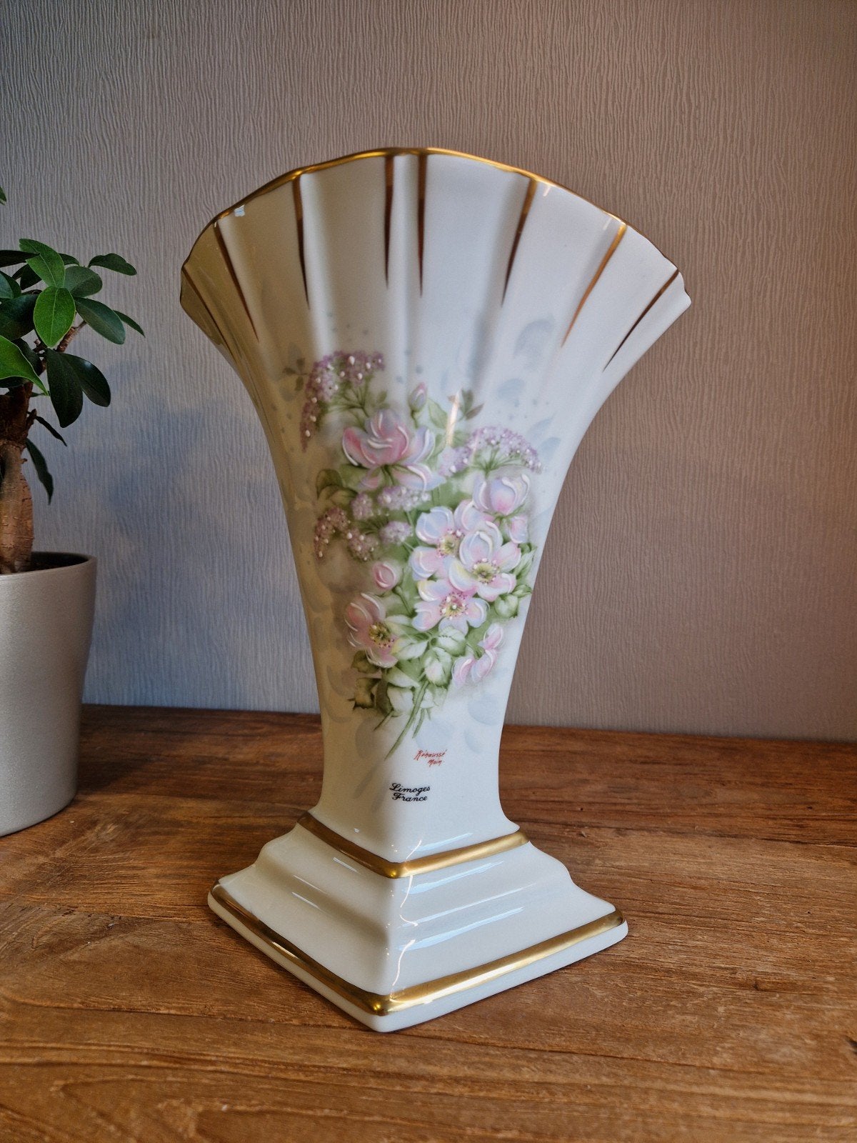 Prachtige handgeschilderde porseleinen vaas Limoges France, Antiek en Kunst, Antiek | Vazen, Ophalen of Verzenden
