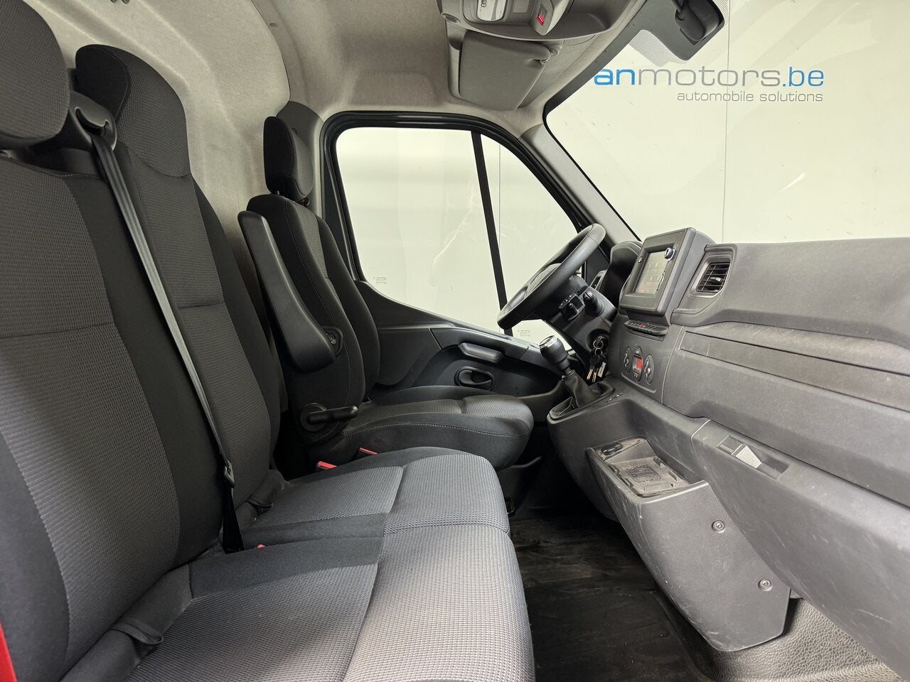 Renault Master 2.3d Man. Lichte Vracht L3H2 - 3pl. - GPS -, Auto's, Bestelwagens en Lichte vracht, Euro 6, 2299 cc, https://public.car-pass.be/vhr/02167113-4ec7-46e1-a247-65af0d8b9200
