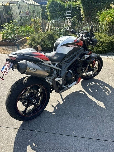 Triumph Speed Triple 1050 RS, Motorrijbewijs A, Gebruikt, Particulier, 1050 cc