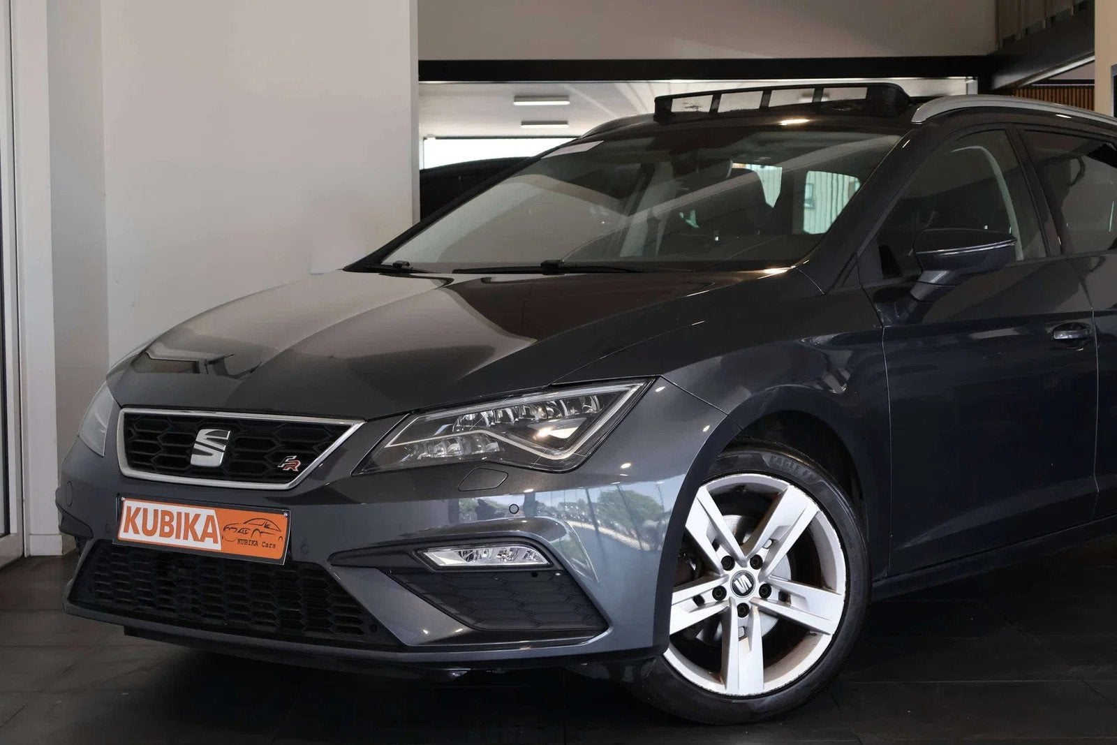 SEAT Leon Leon ST 1.5 TSI FR CruiseC SfeerV Navi ParkS Garan, Auto's, Stof, 4 cilinders, Leon, 131 pk